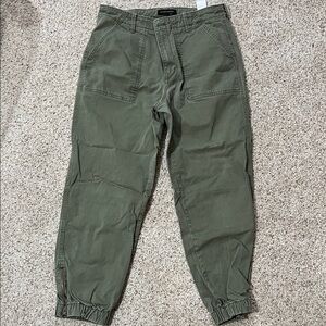 Banana Republic size 10 Olive Green Jogger Pants